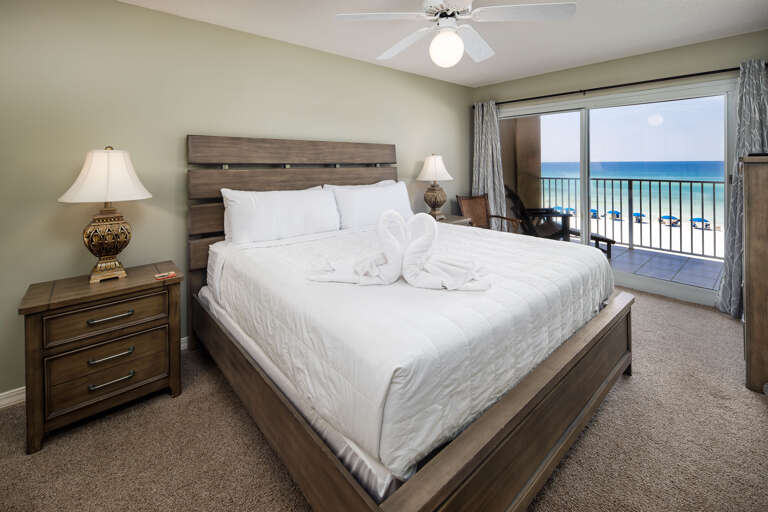 Wake up to the unbelievable beauty of the Gulf of Mexico. Wake up to the unbelievable beauty of the Gulf of Mexico.