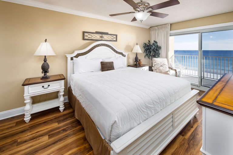 Wake up to the sights and sounds of the Gulf