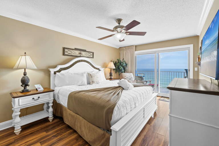 Wake up to the sights and sounds of the Gulf