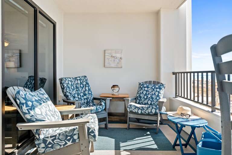 Comfortable furnishings on the balcony, makes relaxing all the more enjoyable!