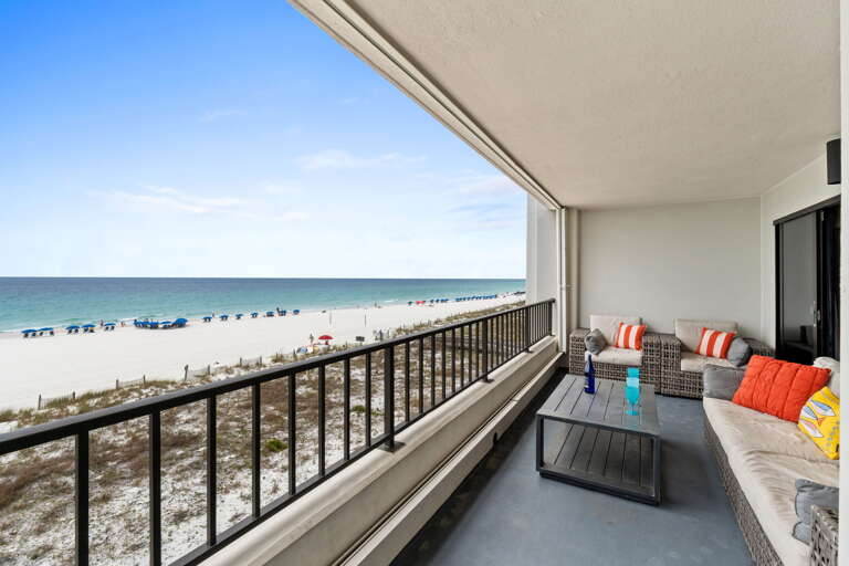 You won't find this much room on just any balcony!!