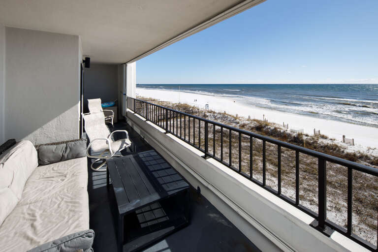 You won't find this much room on just any balcony!!