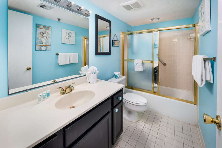 2nd Full Bathroom featuring tub/shower combo 2nd Full Bathroom featuring tub/shower combo