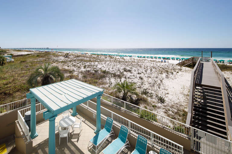 Enjoy wonderous views of the emerald coast!