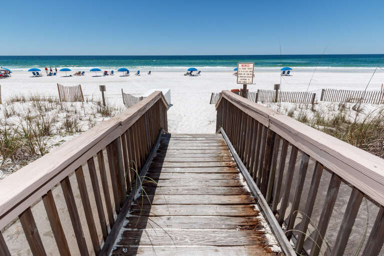 Just a few steps to paradise