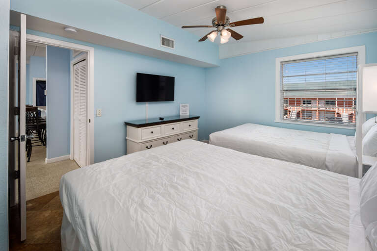 So much room for so many guests 