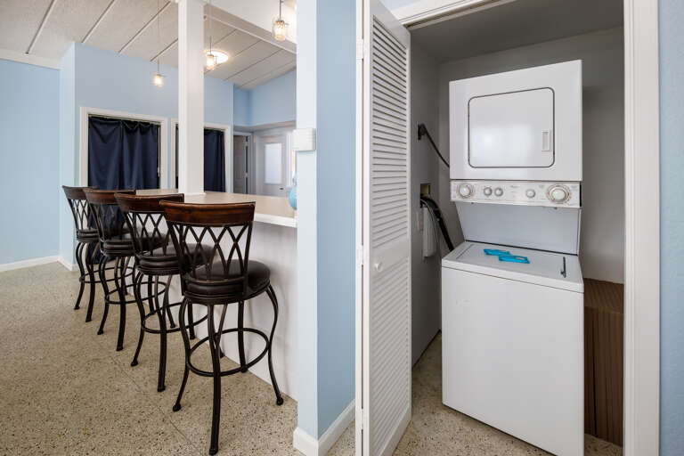 In unit washer/dryer for your convenience