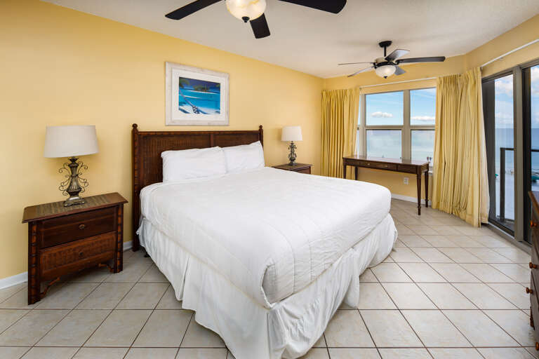 Features king size bed and breathtaking views of the gulf.