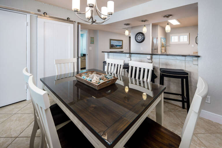 Have a meal while enjoying a view!