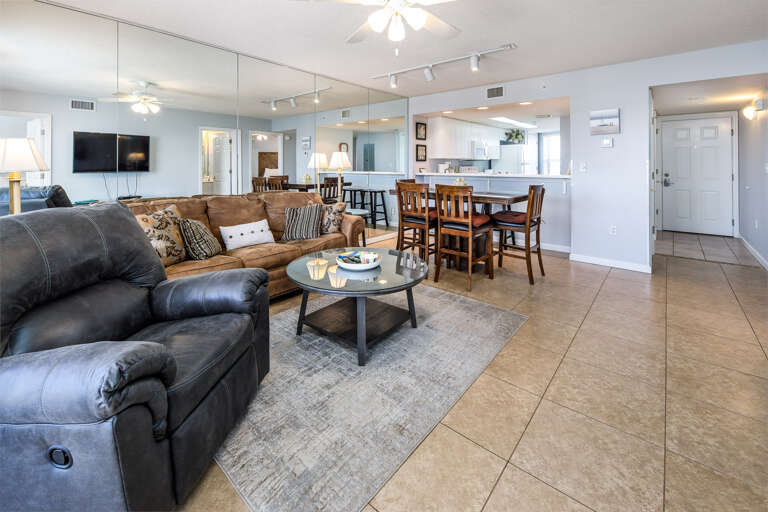 Living Room / Dining View with Tile Flooring for easy clean ups. Living Room / Dining View with Tile Flooring for easy clean ups.