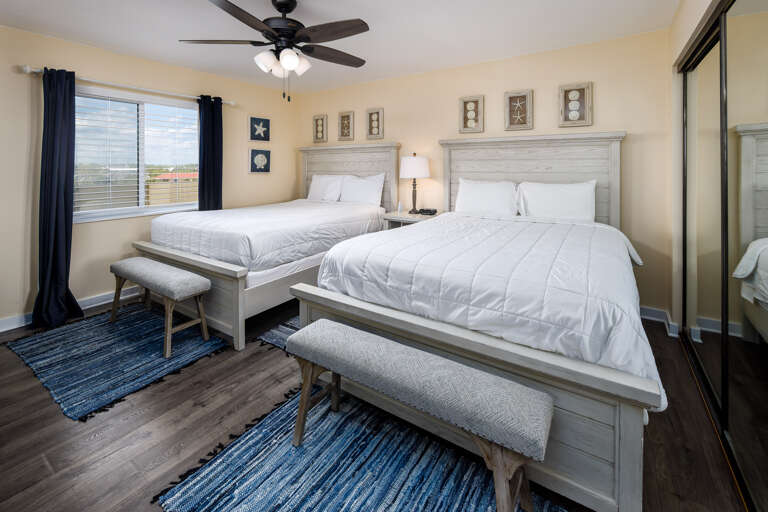 Queen size bedrooms in the guest room!
