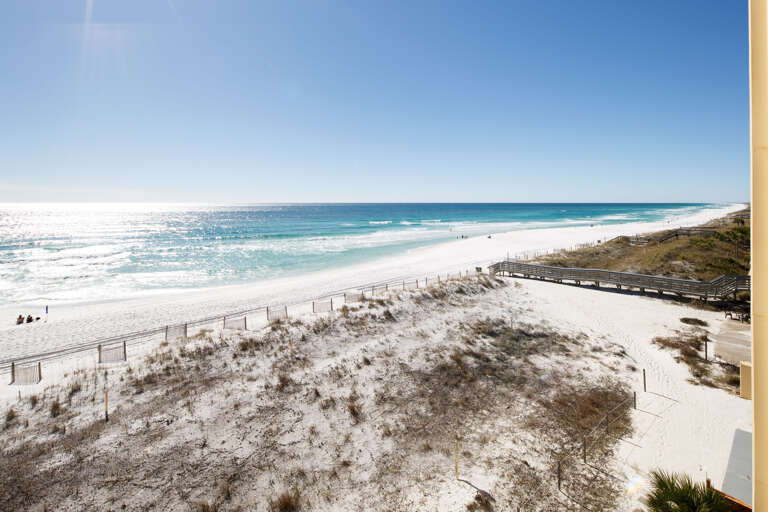 Surf Dweller 510 is directly on the Gulf!