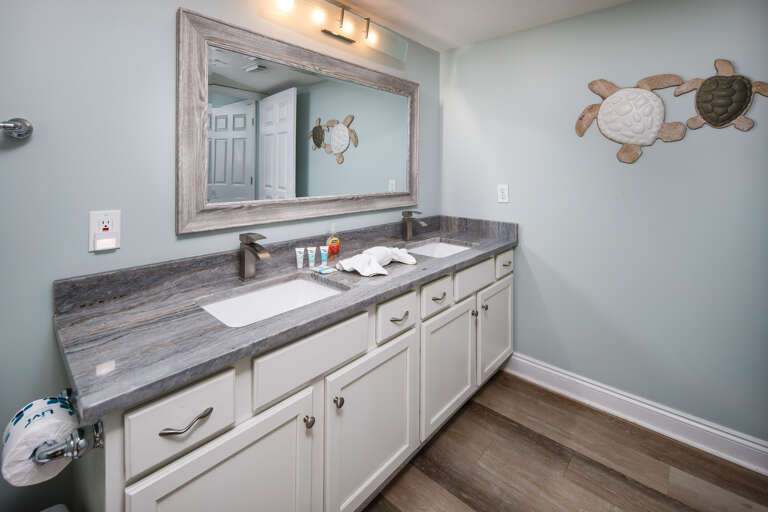 His and her sinks for your convenience. 