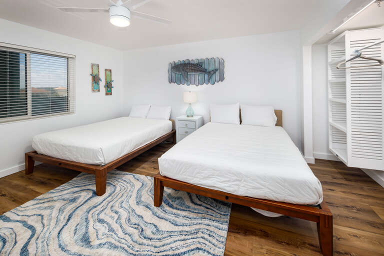 With two queen size beds!