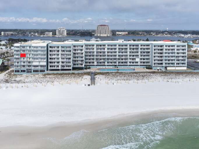 Red rectangle indicates location of unit balcony