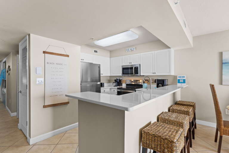 Additional seating a the breakfast bar.