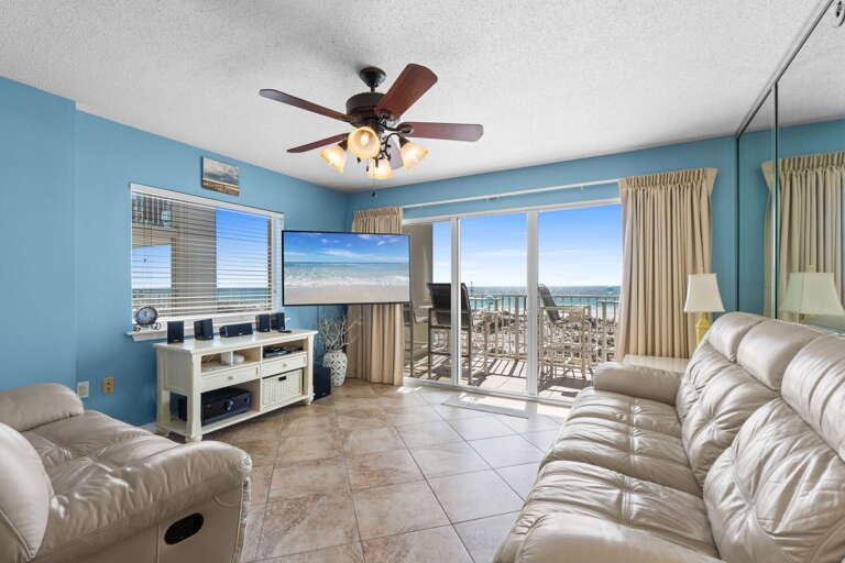 This beautiful 3 bedroom 3 bathroom corner unit has breath taking views of the emerald waters