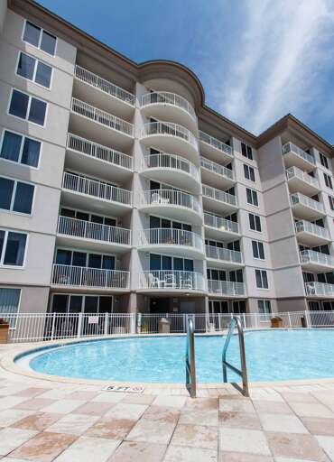 A lovely complex with lots to offer!