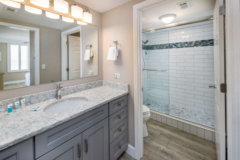 A walk in shower to wash away your worries!