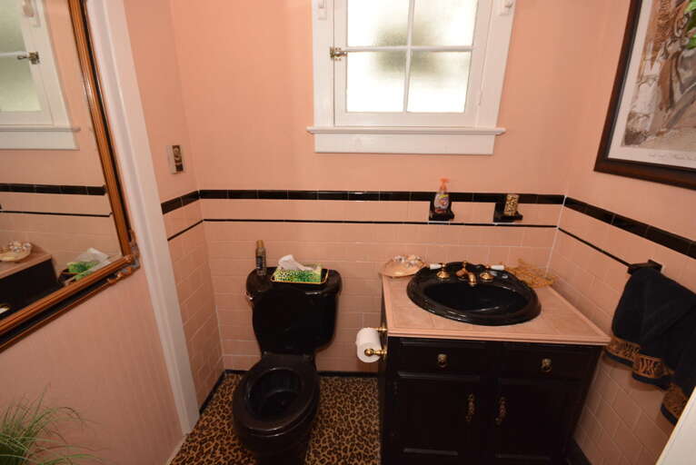 1st Floor  1/2 Bathroom