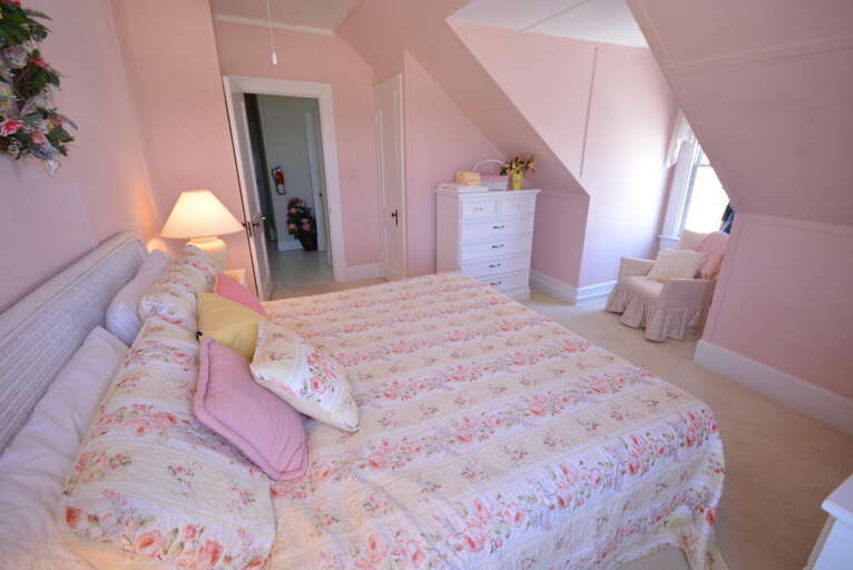 3rd. Floor King Bedroom