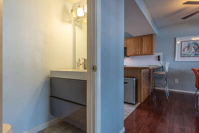 HALF-BATH-OFF-OF-DINING-AREA