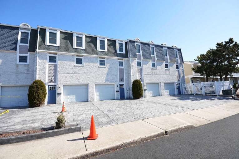 Wild Bay Landing Garage/Street View