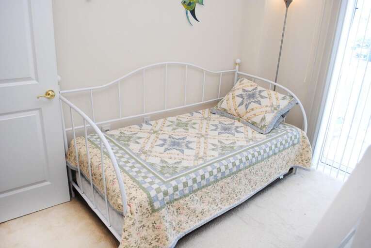 Third Bedroom with Day bed/Trundle