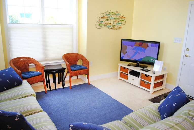 Living Room Broad Marsh 105F