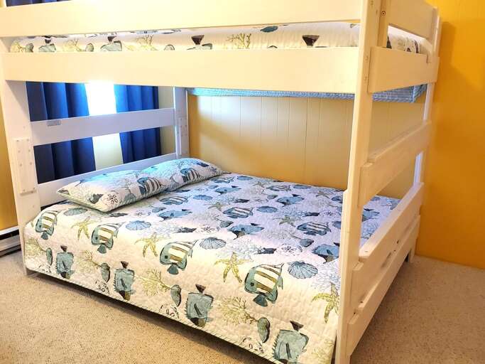 BUNKS-QUEEN-SIZE
