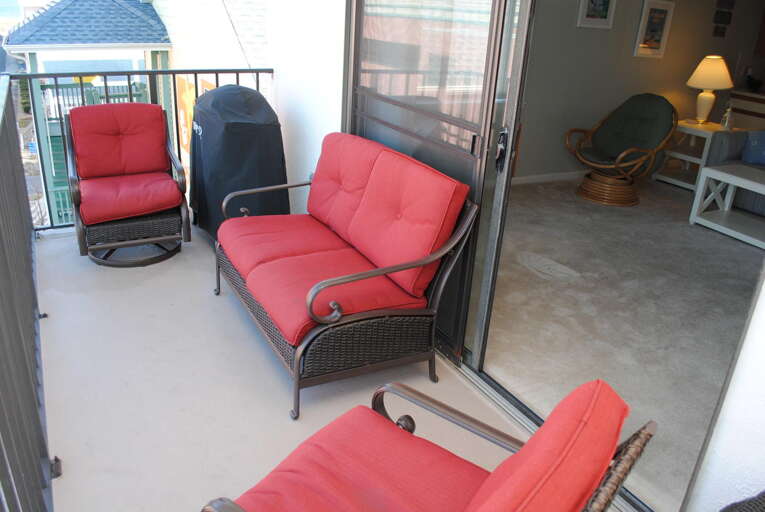 Living Room Balcony Oceanside 66 301