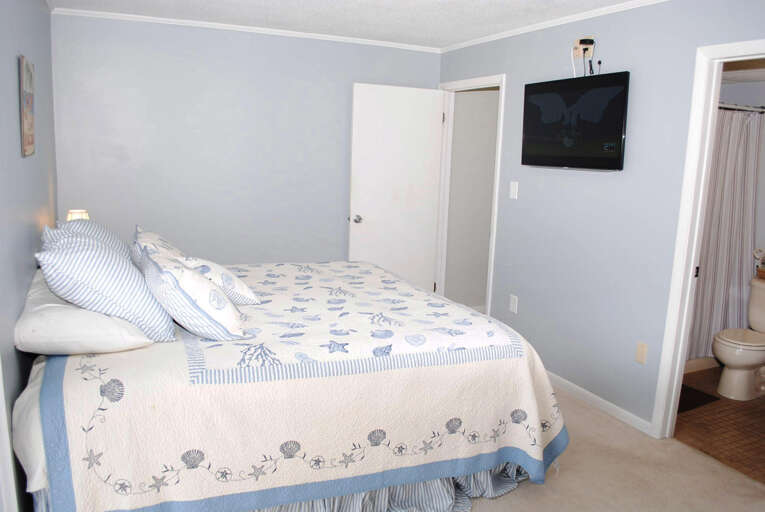 Master Bedroom other side