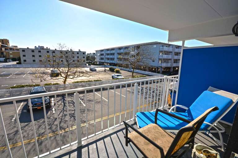 Royal Sands 202 Balcony 