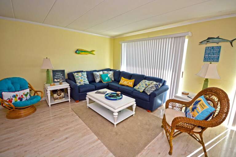 Royal Sands 202 Living Room