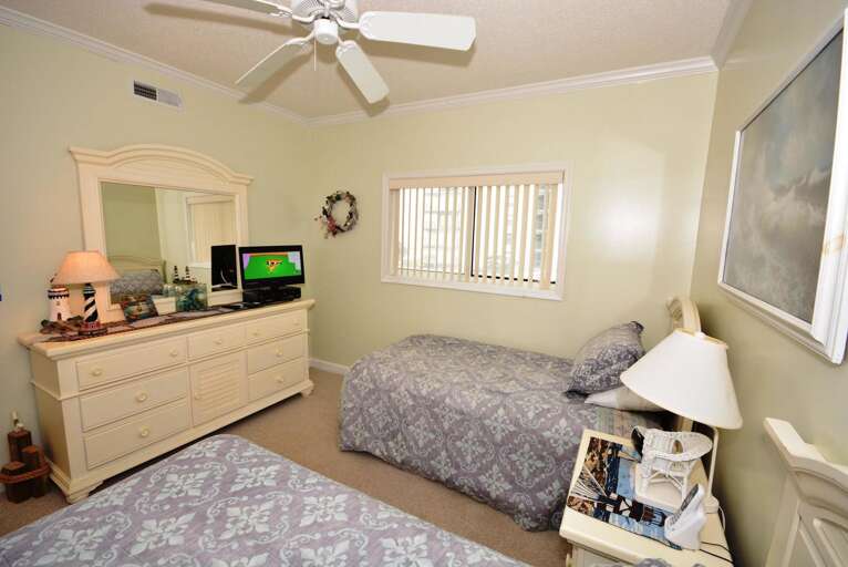 Bedroom 3 with 2 Twins