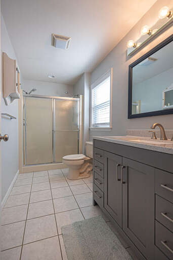 MASTER-BATHROOM