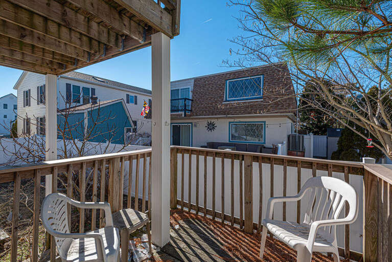 DOWN-STAIRS-REAR-DECK DOWN-STAIRS-REAR-DECK