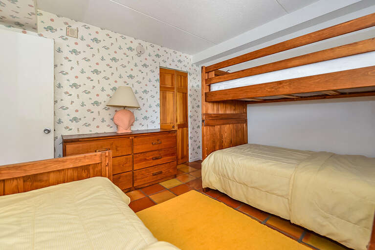 Bedroom 2 with Twin and Bunk Bed