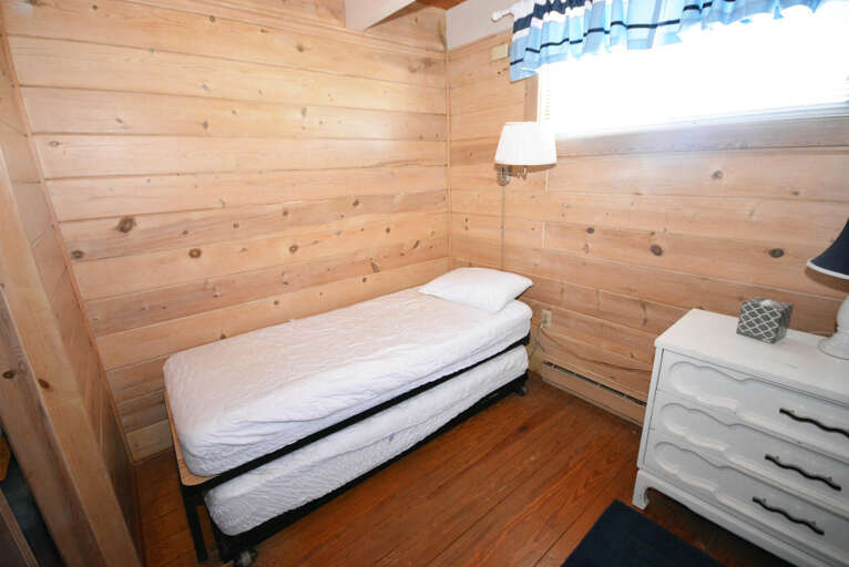 Bedroom 2 with 2 Twins and Trundle