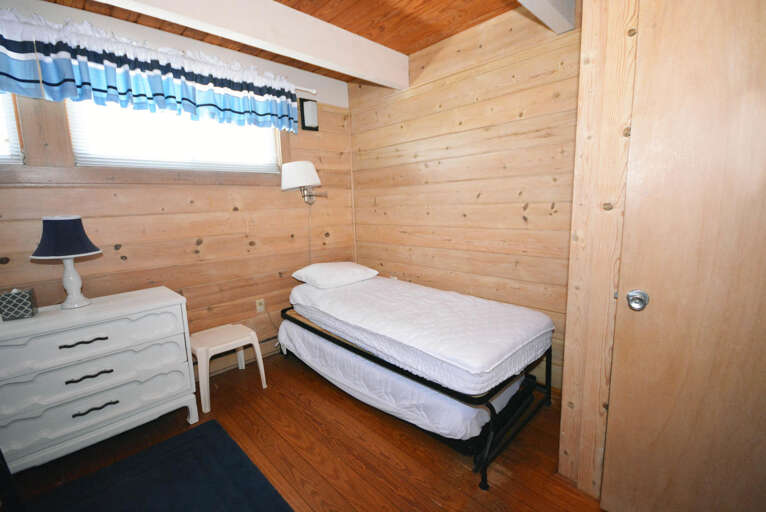 Bedroom 2 with 2 Twins and Trundle