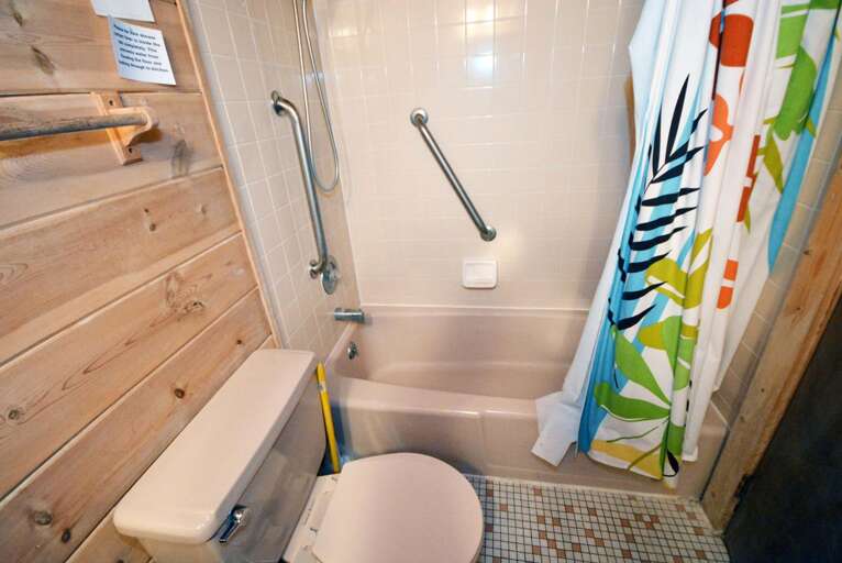 Full Bathroom on Upper Level Full Bathroom on Upper Level