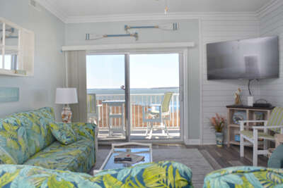 LIVING-AREA-308-MARESOL