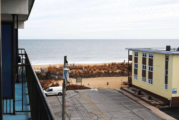 Balcony Ocean View Looking East