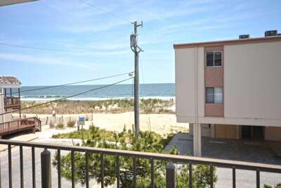 Wave Watcher 201 Balcony View