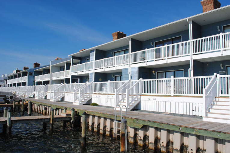 SUNSET COVE 10 BUILDING