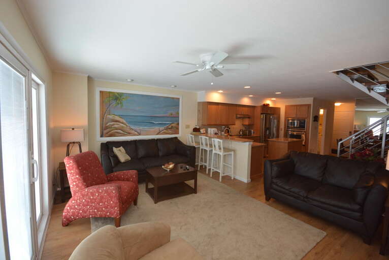 Sunset Cove 10 LIVING ROOM