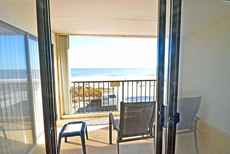 Balcony-Even Keel 301-Ocean City