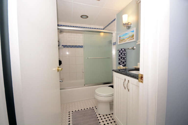 Master-Bathroom Master-Bathroom
