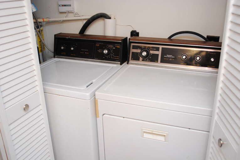 WASHER AND DRYER