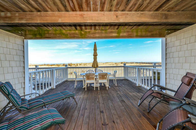 OCEAN FRONT DECK